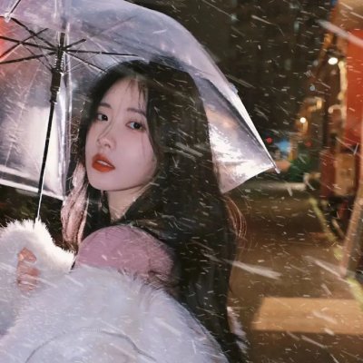 女人在家